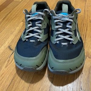 Altra Lone Peak 6 men’s trail running shoes 9.5